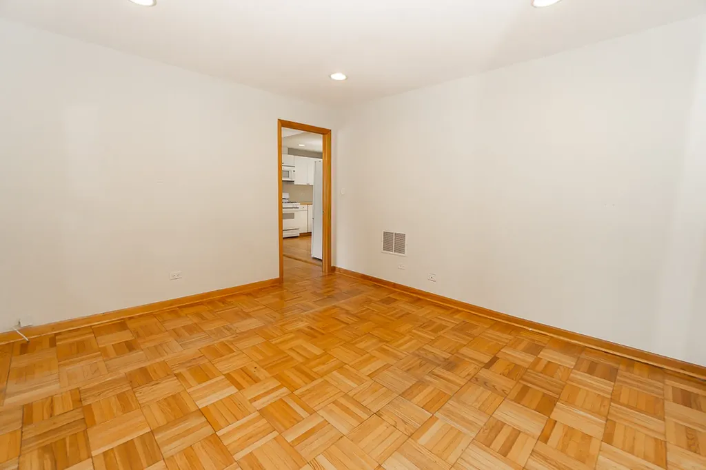 4N036 Wooddale Road Addison IL 60101