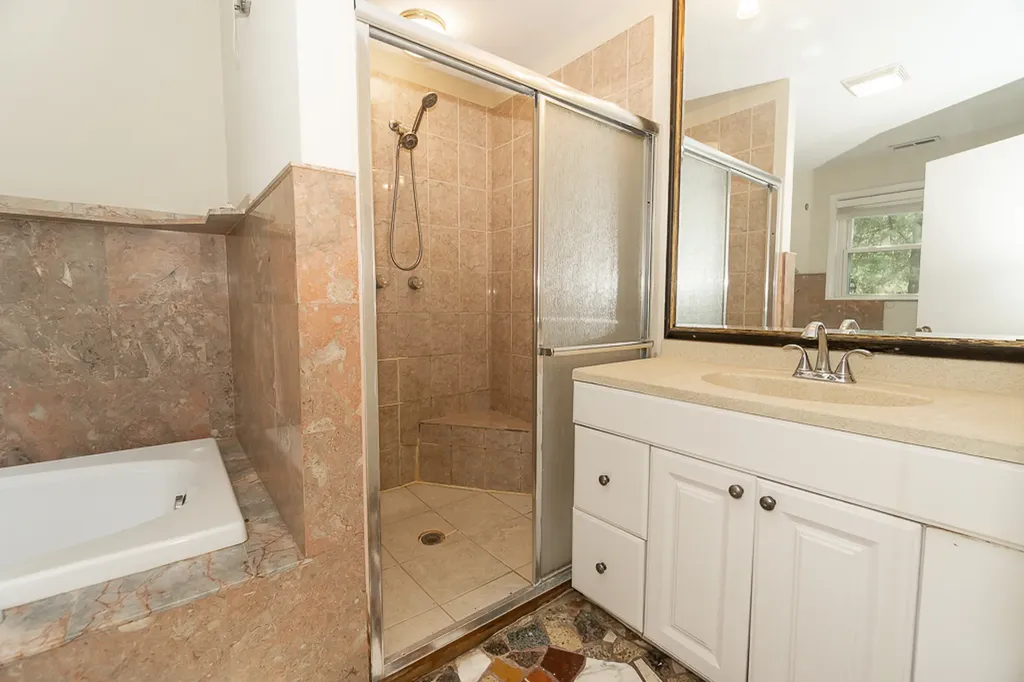 4N036 Wooddale Road Addison IL 60101