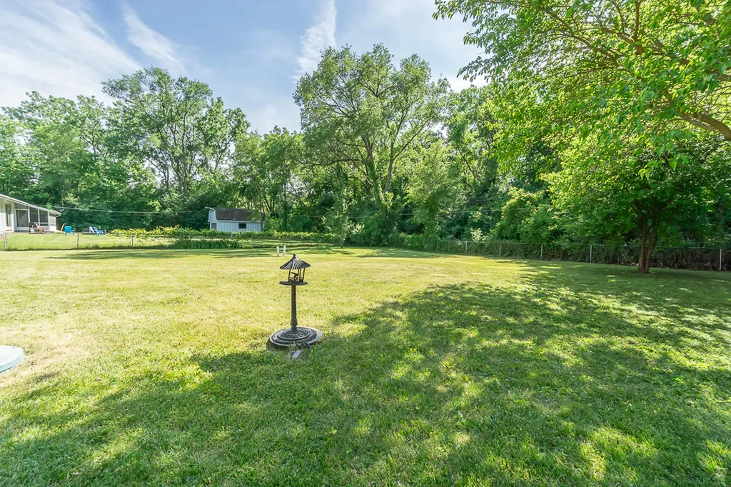 4N036 Wooddale Road Addison IL 60101