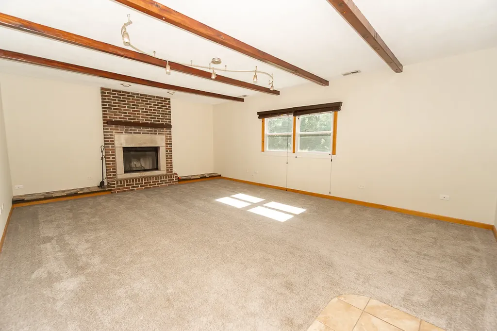 4N036 Wooddale Road Addison IL 60101