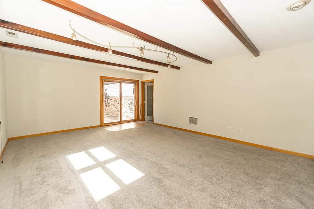 4N036 Wooddale Road Addison IL 60101