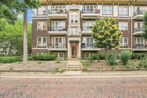 410 North Prairie Street Champaign IL 61820