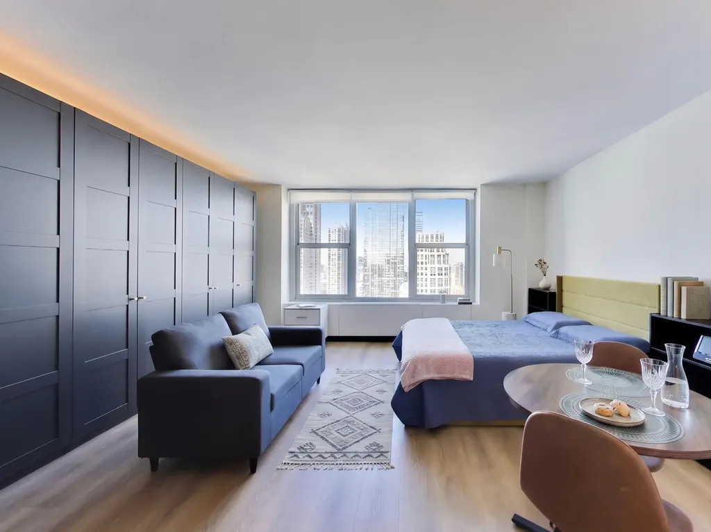 777 North Michigan Avenue Chicago IL 60611