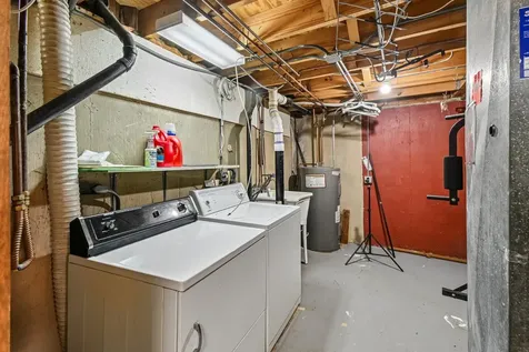 18W074 Jamestown Lane Villa Park IL 60181