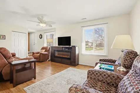 16180 Apple Lane Tinley Park IL 60487