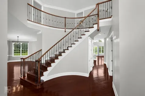 23 Wood Oaks Drive South Barrington IL 60010