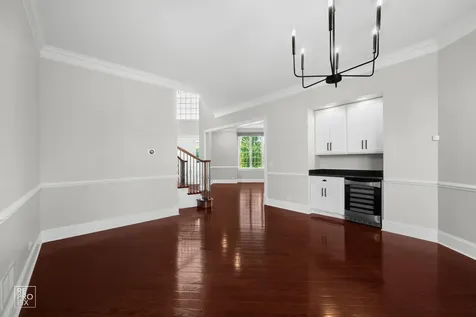 23 Wood Oaks Drive South Barrington IL 60010