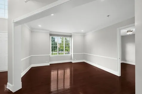 23 Wood Oaks Drive South Barrington IL 60010