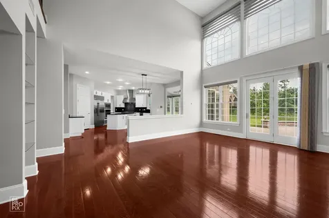 23 Wood Oaks Drive South Barrington IL 60010