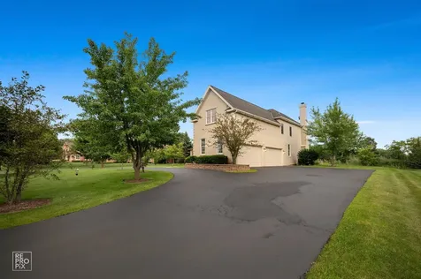 23 Wood Oaks Drive South Barrington IL 60010