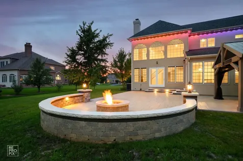 23 Wood Oaks Drive South Barrington IL 60010