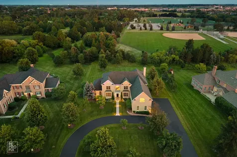 23 Wood Oaks Drive South Barrington IL 60010