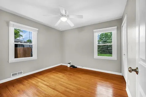 113 Conley Circle Bloomington IL 61701