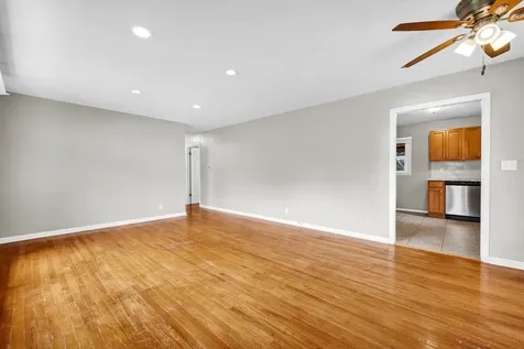 113 Conley Circle Bloomington IL 61701