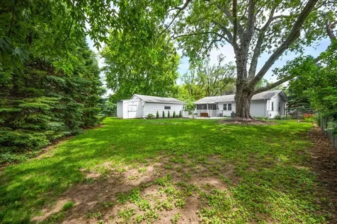 113 Conley Circle Bloomington IL 61701