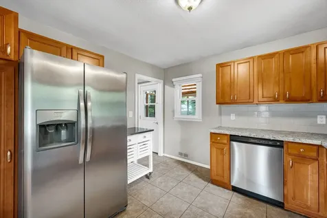 113 Conley Circle Bloomington IL 61701