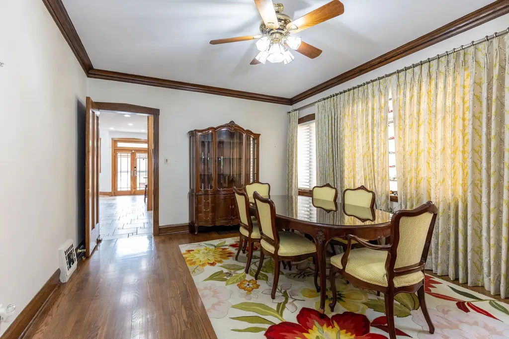 4136 North Lavergne Avenue Chicago IL 60641