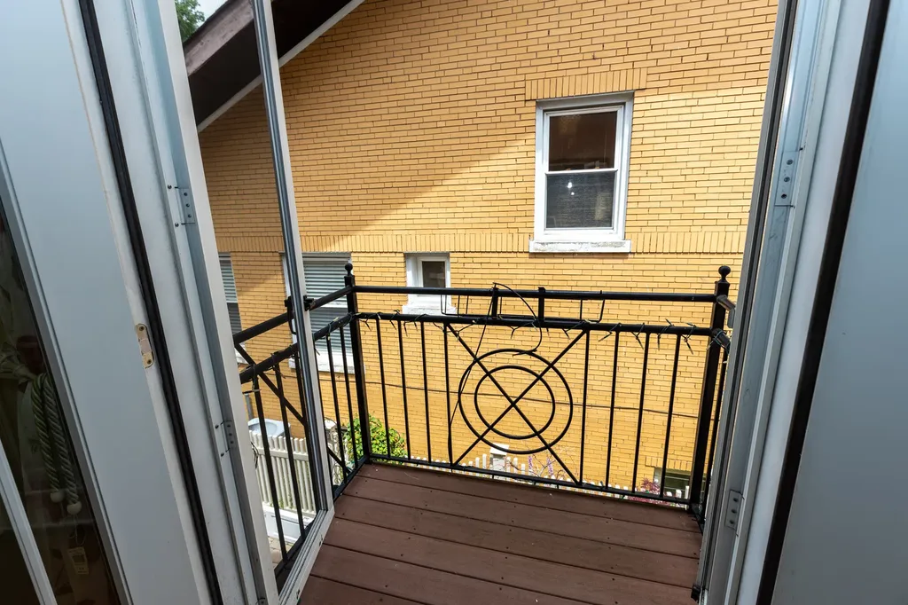 4136 North Lavergne Avenue Chicago IL 60641