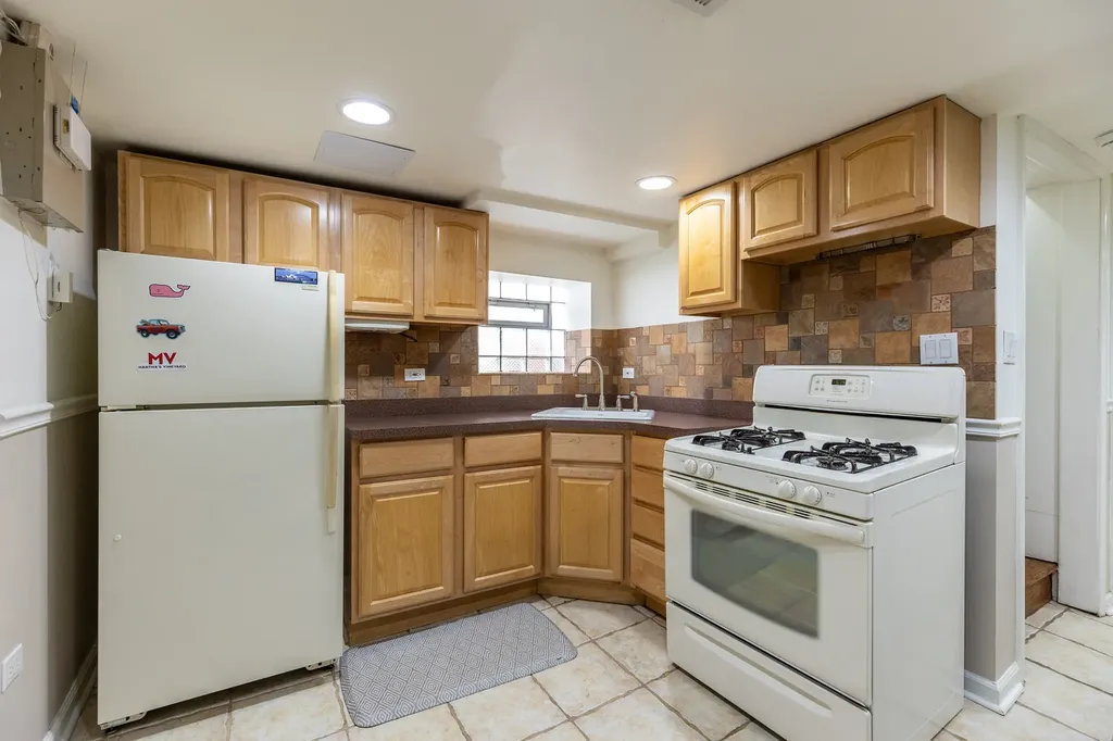 4136 North Lavergne Avenue Chicago IL 60641