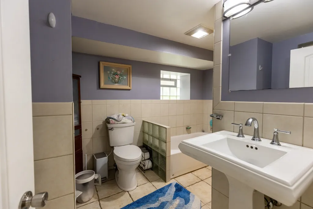 4136 North Lavergne Avenue Chicago IL 60641