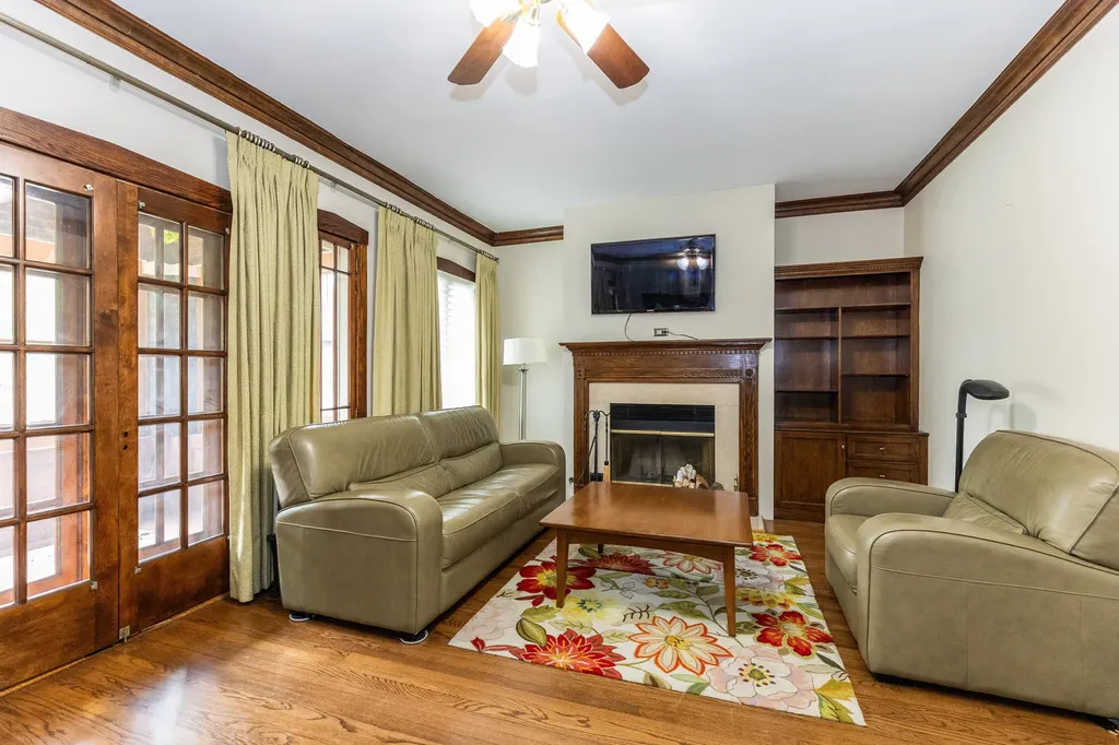 4136 North Lavergne Avenue Chicago IL 60641
