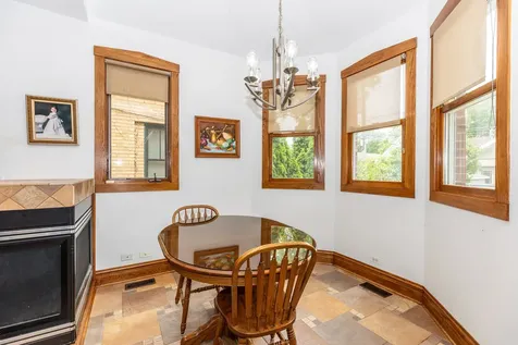 4136 North Lavergne Avenue Chicago IL 60641