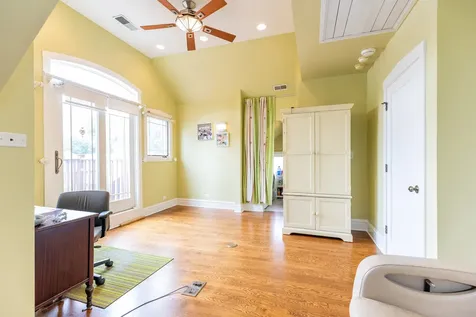 4136 North Lavergne Avenue Chicago IL 60641