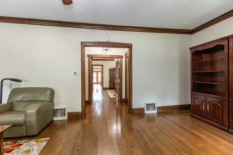 4136 North Lavergne Avenue Chicago IL 60641