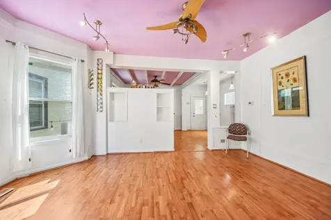 3819 North Kilpatrick Avenue Chicago IL 60641