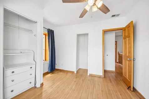 3819 North Kilpatrick Avenue Chicago IL 60641