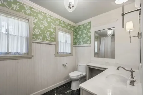 598 Eton Drive North Barrington IL 60010