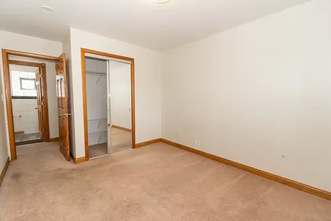 649 South Wisconsin Avenue Addison IL 60101