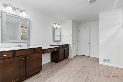 3324 Sage Circle Mundelein IL 60060