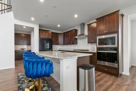 3324 Sage Circle Mundelein IL 60060