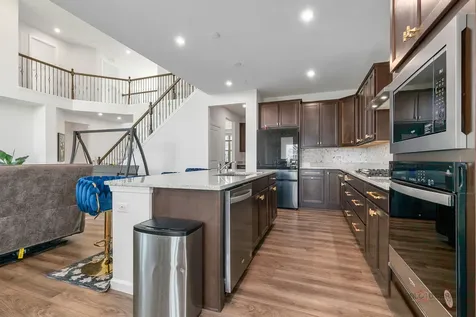 3324 Sage Circle Mundelein IL 60060