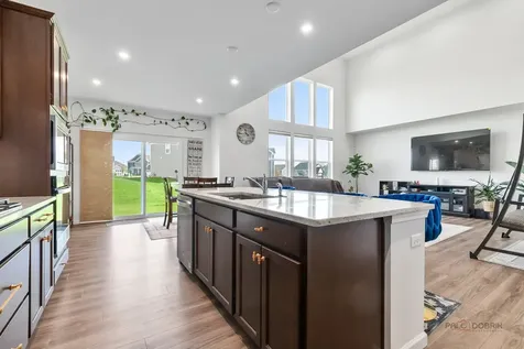 3324 Sage Circle Mundelein IL 60060