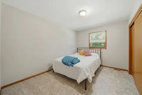 7261 South Ridge Road Dixon IL 61021