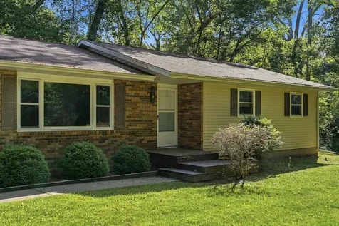 7261 South Ridge Road Dixon IL 61021