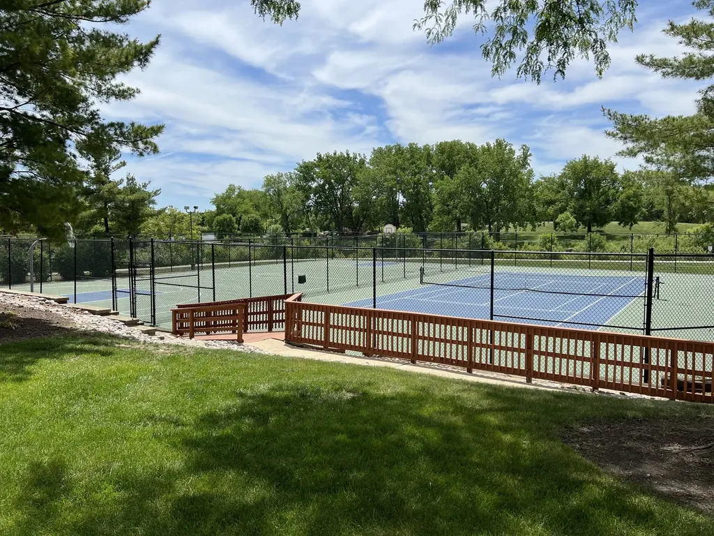 12 Scarlet Hawthorne Court Woodridge IL 60517