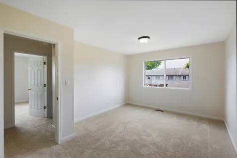 12 Scarlet Hawthorne Court Woodridge IL 60517