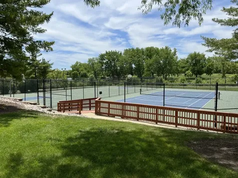 12 Scarlet Hawthorne Court Woodridge IL 60517