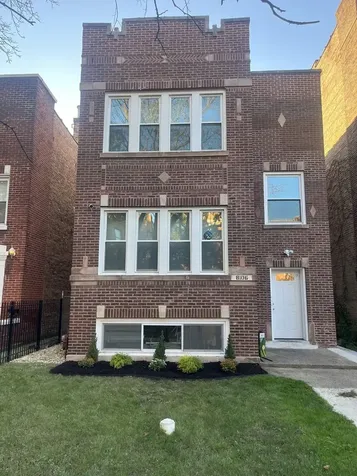 8106 South Langley Avenue Chicago IL 60619