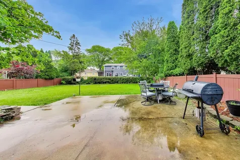 1415 South Busse Road Mount Prospect IL 60056