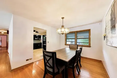 1415 South Busse Road Mount Prospect IL 60056