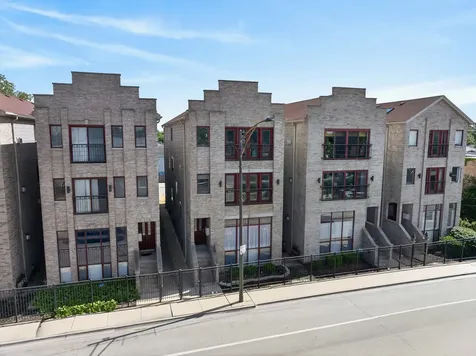7509 West Irving Park Road Chicago IL 60634