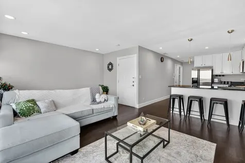7509 West Irving Park Road Chicago IL 60634