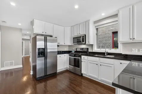 7509 West Irving Park Road Chicago IL 60634