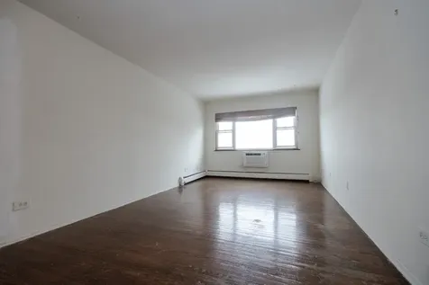 7854 South South Shore Drive Chicago IL 60649