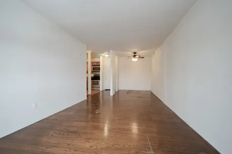 7854 South South Shore Drive Chicago IL 60649