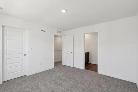 513 Yosemite Way Mundelein IL 60060